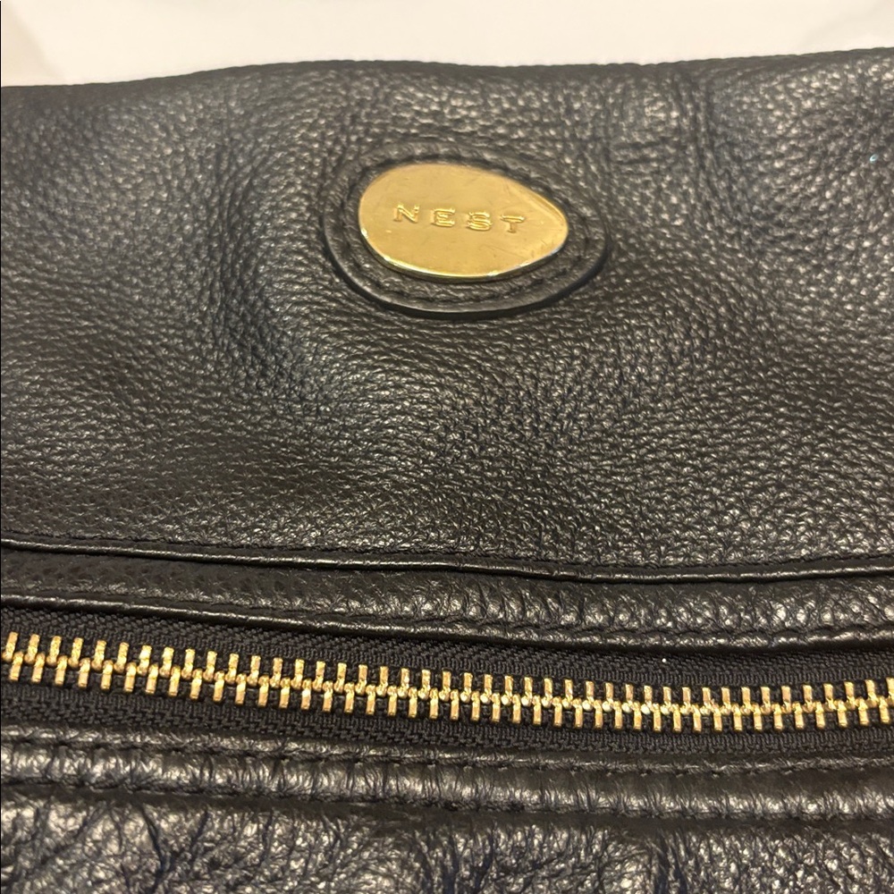 Luxurious NEST Black Leather Baby Diaper Bag that’s more like a high end purse! - Picture 2 of 12